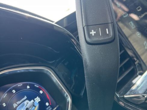 Used 2024 Chevrolet Silverado 2500 ZR2 w/ Technology Package image 28