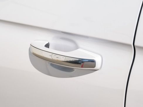 Used 2018 Ford Expedition Platinum image 41