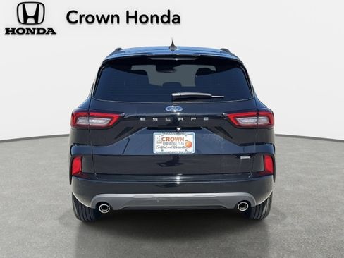 Used 2023 Ford Escape ST-Line w/ Equipment Group 301A image 6