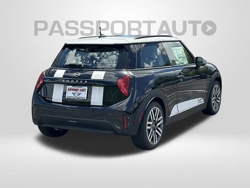 New 2026 MINI Cooper 2-Door Hardtop FWD image 4