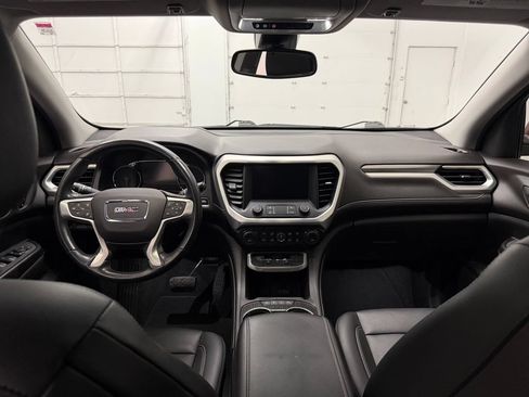 Used 2022 GMC Acadia SLT w/ Technology Package AWD/4WD image 14