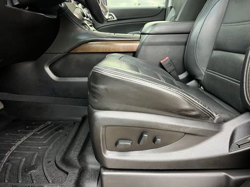 Used 2019 GMC Yukon XL Denali w/ Denali Ultimate Package image 45