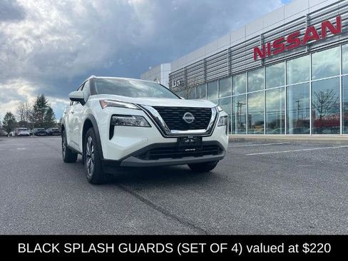 Certified 2023 Nissan Rogue SV w/ SV Premium B Package AWD/4WD image 6