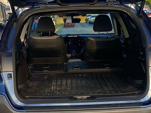 Used 2022 Subaru Outback Limited AWD/4WD image 28