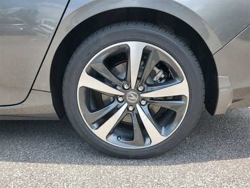 New 2025 Acura TLX w/ Technology Package image 9