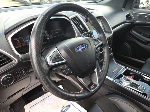 Used 2020 Ford Edge ST w/ Equipment Group 401A image 28