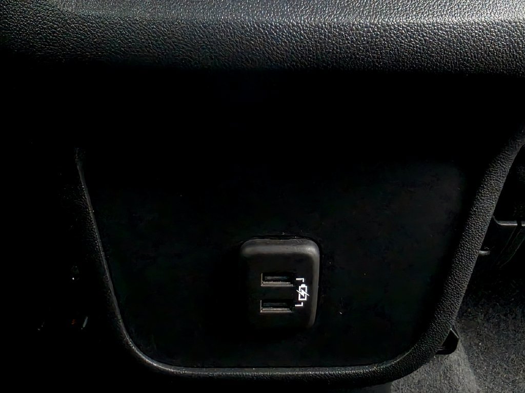 Used 2024 Chevrolet Equinox LT FWD image 49