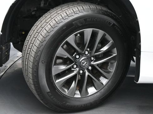 Used 2019 Lexus GX 460 Luxury AWD/4WD image 24