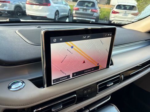 Certified 2024 Lincoln Aviator AWD w/ Premium Package image 19