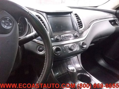 Used 2019 Chevrolet Impala LT image 12