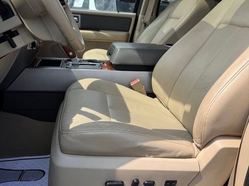 Used 2010 Ford Expedition Eddie Bauer RWD image 12