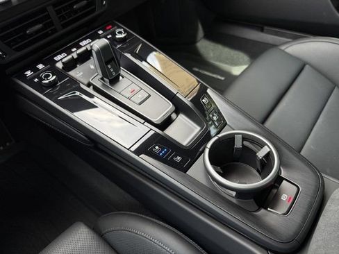 Used 2025 Porsche 911 Carrera GTS image 30