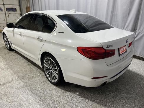 Used 2018 BMW 530e RWD image 8
