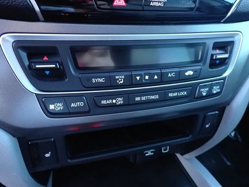 Used 2021 Honda Pilot EX-L image 24