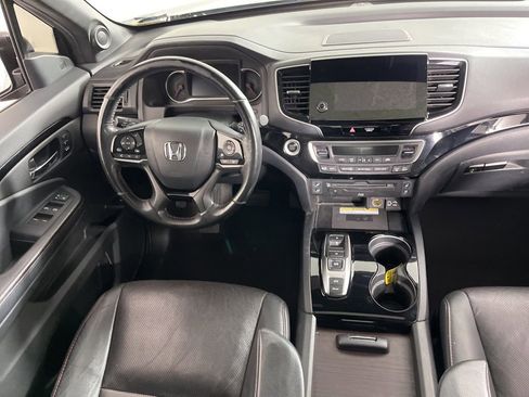 Used 2020 Honda Pilot Black Edition image 5