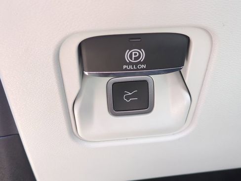 New 2026 Jeep Cherokee Laredo AWD/4WD image 25