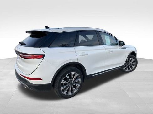 Used 2022 Lincoln Corsair Reserve w/ Equipment Group 201A image 6