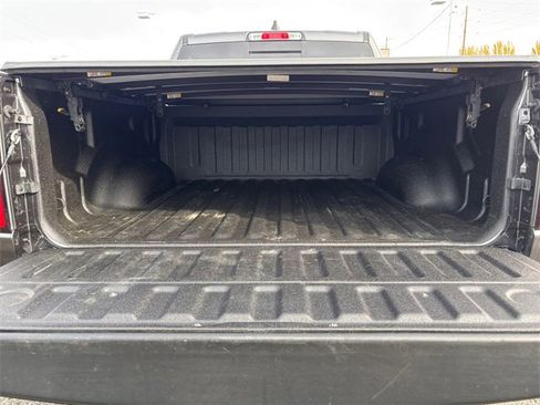 Used 2022 RAM 1500 Rebel image 38