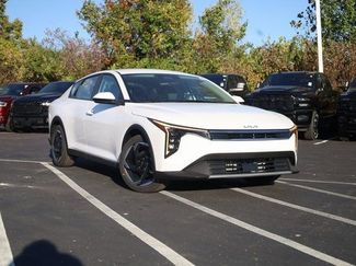New 2025 Kia K4 EX video 2