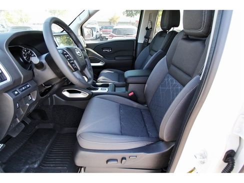 New 2026 Nissan Frontier SV w/ SV Convenience Package image 6