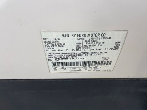 Used 2018 Ford Explorer Platinum AWD/4WD image 14