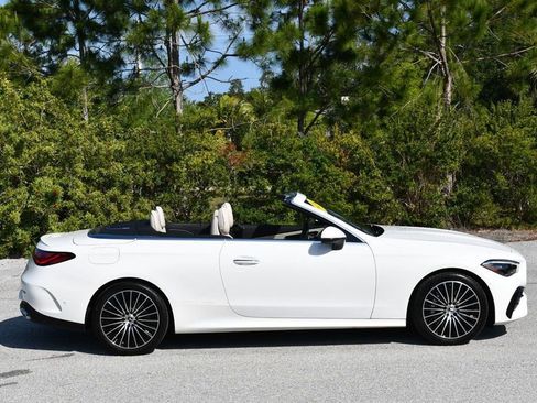 Used 2024 Mercedes-Benz CLE 450 4MATIC Cabriolet image 41