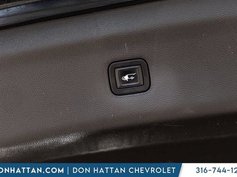 Used 2021 Buick Enclave Essence w/ LPO, Floor Liner Package FWD image 27