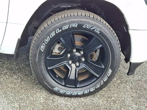 Certified 2023 RAM 1500 Big Horn AWD/4WD image 11