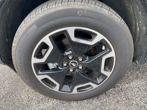 Used 2024 Ford Bronco Sport Outer Banks image 9