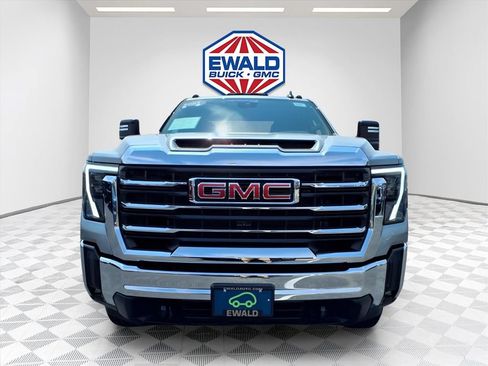 Certified 2024 GMC Sierra 3500 SLE w/ SLE Value Package AWD/4WD image 7