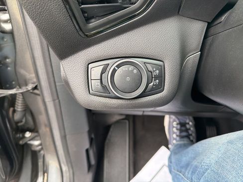 Used 2016 Ford Escape Titanium image 22