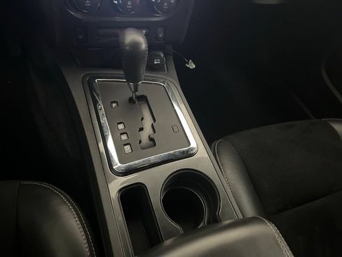 Used 2009 Dodge Challenger SRT8 w/ SRT Option Group II RWD image 61