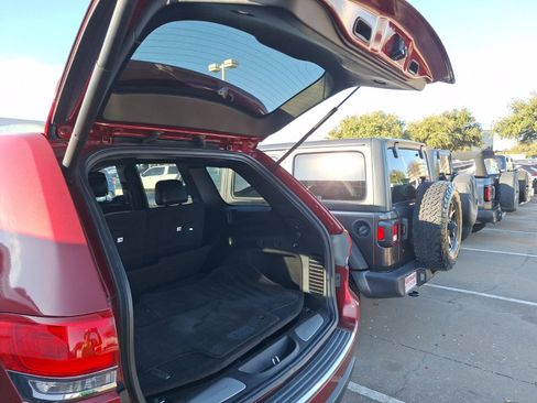 Used 2015 Jeep Grand Cherokee Limited image 37