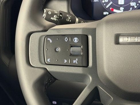 Used 2026 Land Rover Defender 110 S AWD/4WD image 16