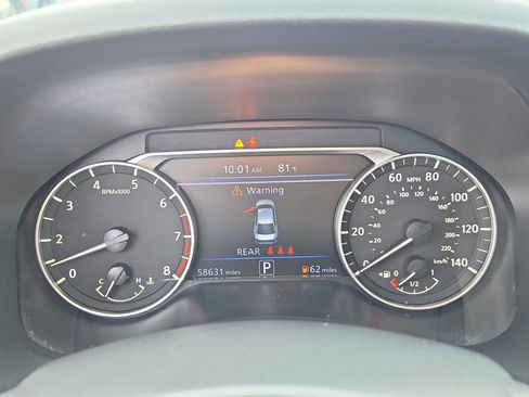 Used 2024 Nissan Altima 2.5 SV FWD image 19