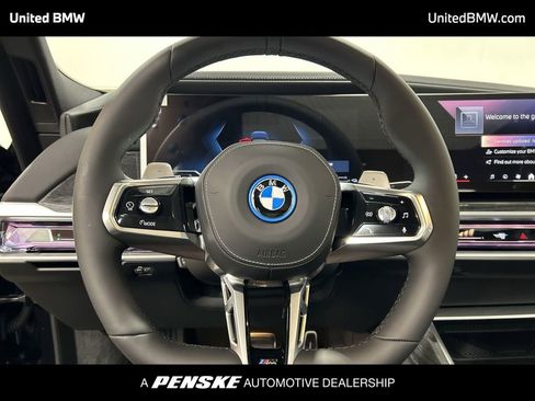 New 2026 BMW 750e xDrive w/ Premium Package image 14