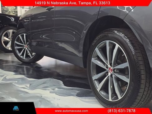 Used 2019 Jaguar F-PACE Prestige AWD/4WD image 6