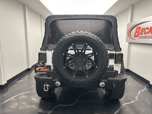 Used 2016 Jeep Wrangler Unlimited Sport w/ Quick Order Package 24S AWD/4WD image 22