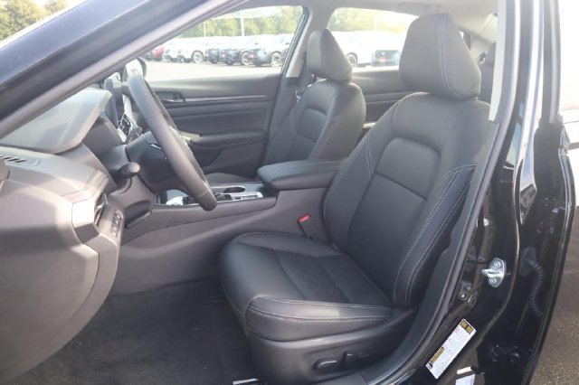 New 2026 Nissan Altima 2.5 SV w/ SV Premium Package FWD image 19