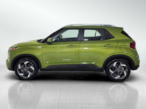 Certified 2023 Hyundai Venue SEL image 4