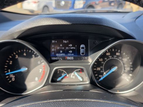 Used 2019 Ford Escape SE FWD image 24