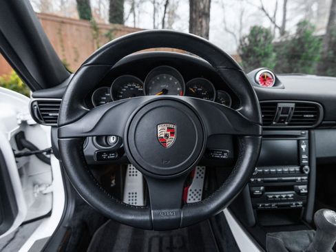 Used 2011 Porsche 911 GT3 RS image 16