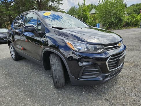 Used 2017 Chevrolet Trax LS w/ Fleet Convenience Package FWD image 7