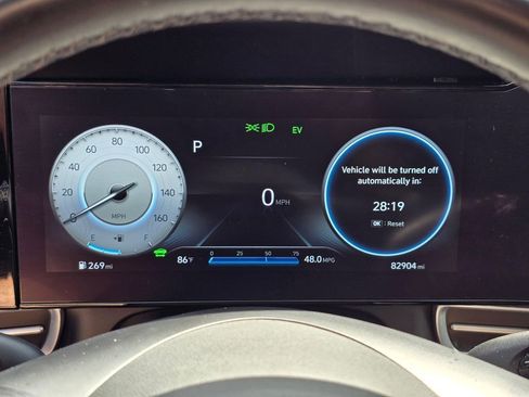 Used 2022 Hyundai Elantra Limited w/ Cargo Package FWD image 17