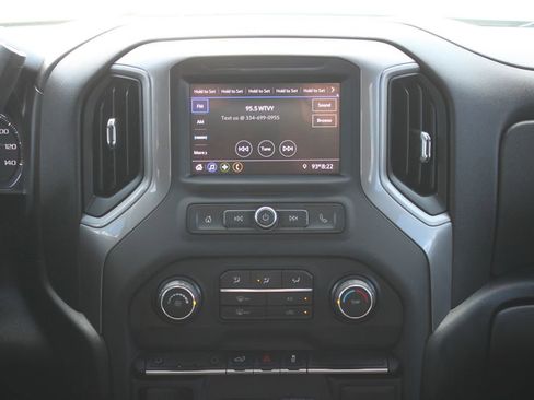 Used 2020 Chevrolet Silverado 1500 Custom w/ Custom Value Package image 7