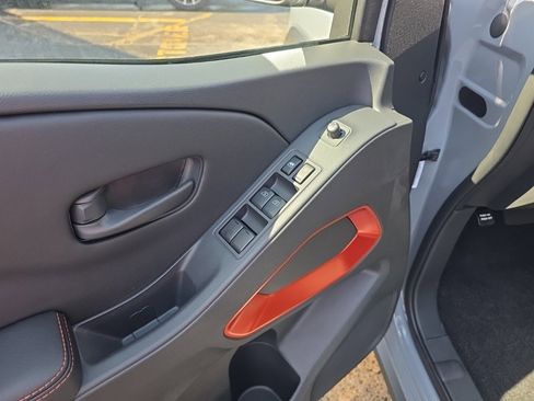 New 2026 Nissan Frontier PRO-4X w/ Pro-4x Convenience Package image 18