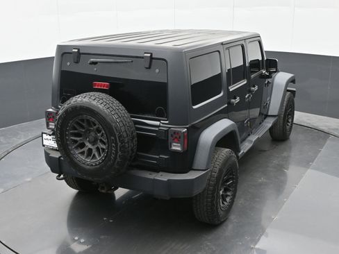 Used 2015 Jeep Wrangler Unlimited Sport w/ Quick Order Package 24S AWD/4WD image 28