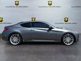 Used 2010 Hyundai Genesis 3.8 image 6