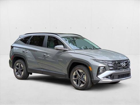 New 2025 Hyundai Tucson SEL image 7