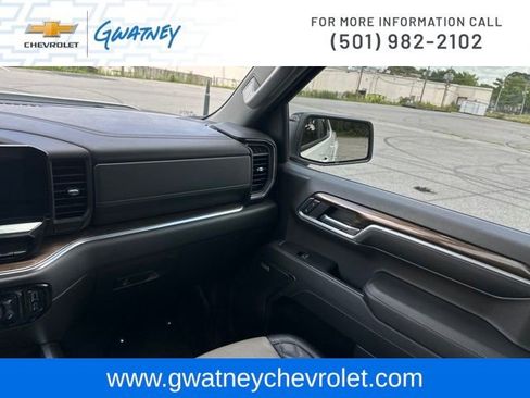 Used 2024 Chevrolet Silverado 1500 RST w/ Texas Edition Plus AWD/4WD image 30